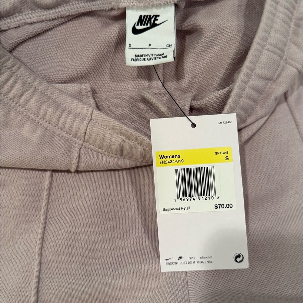 Nike Women’s Joggers - Picture 4 of 4